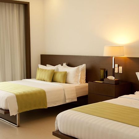 Ciriaco Hotel And Resort Калбайог Екстериор снимка